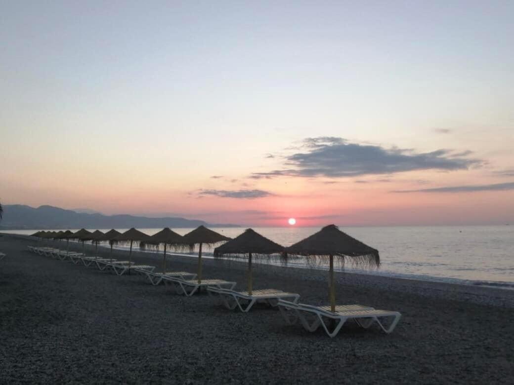 Escapada Familiar En Torrox Costa A 100M De La Playa, Vistas Al Mar Y Parking Gratis Apartment Ngoại thất bức ảnh